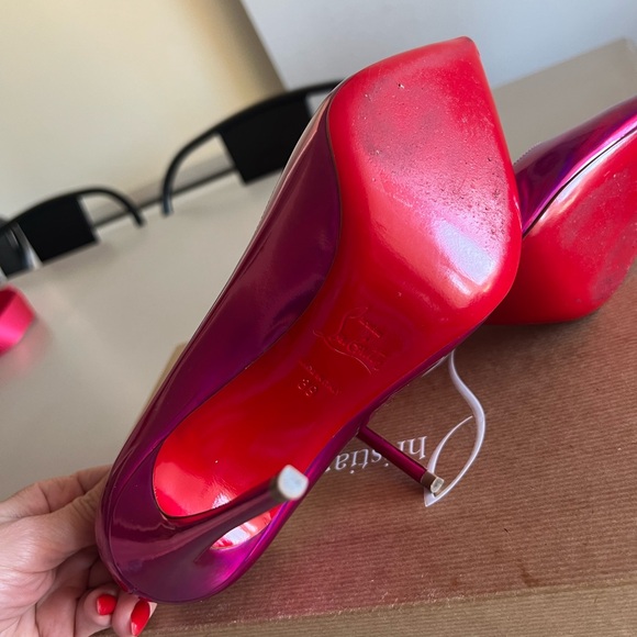 Christian Louboutin Hot Chick 100mm Patent in Fuxia Pink size 39 - Picture 12 of 12
